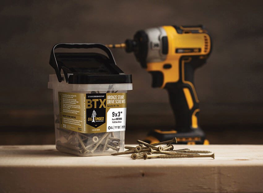 BTX container with screws
